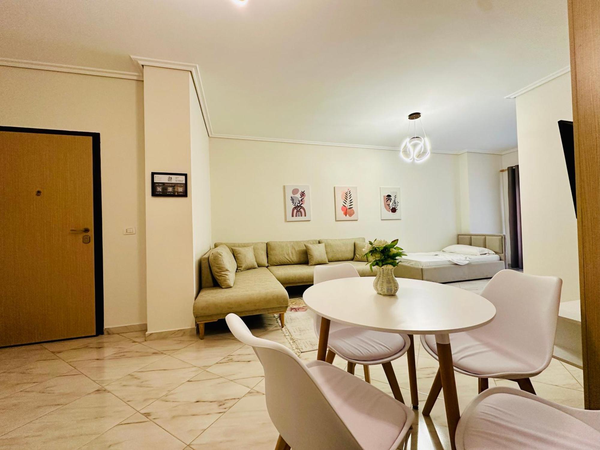 Jico Travel - Erjon Apartments Avlonya Oda fotoğraf